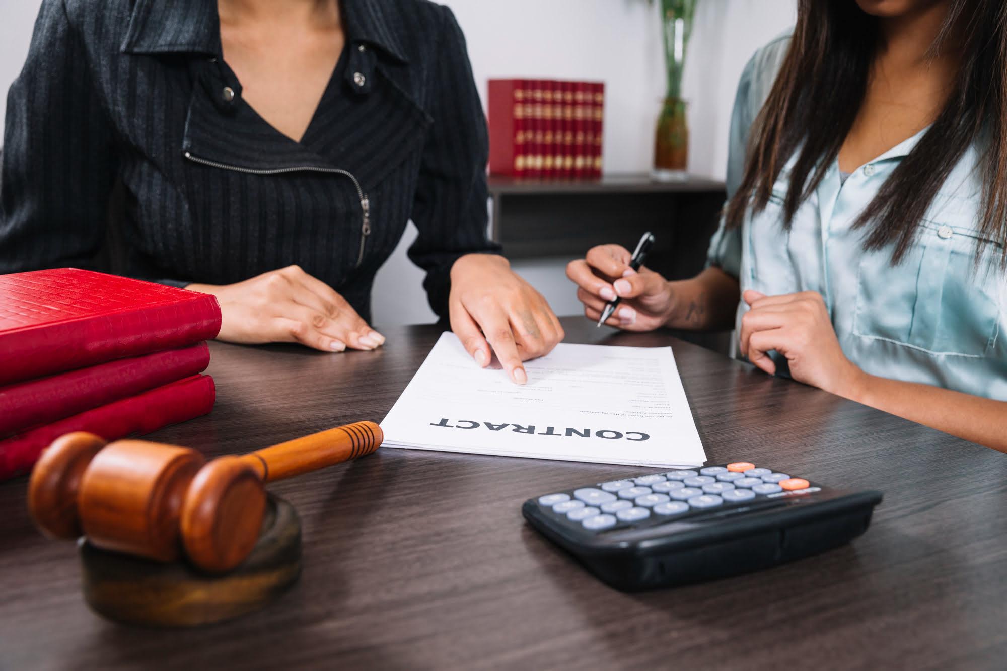 The Importance of Contract Law in Business Transactions